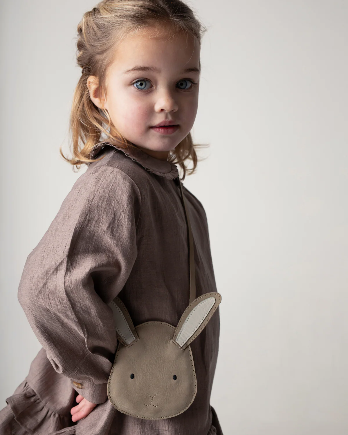 Britta Classic Purse | Bunny | Taupe Nubuck - Image 3