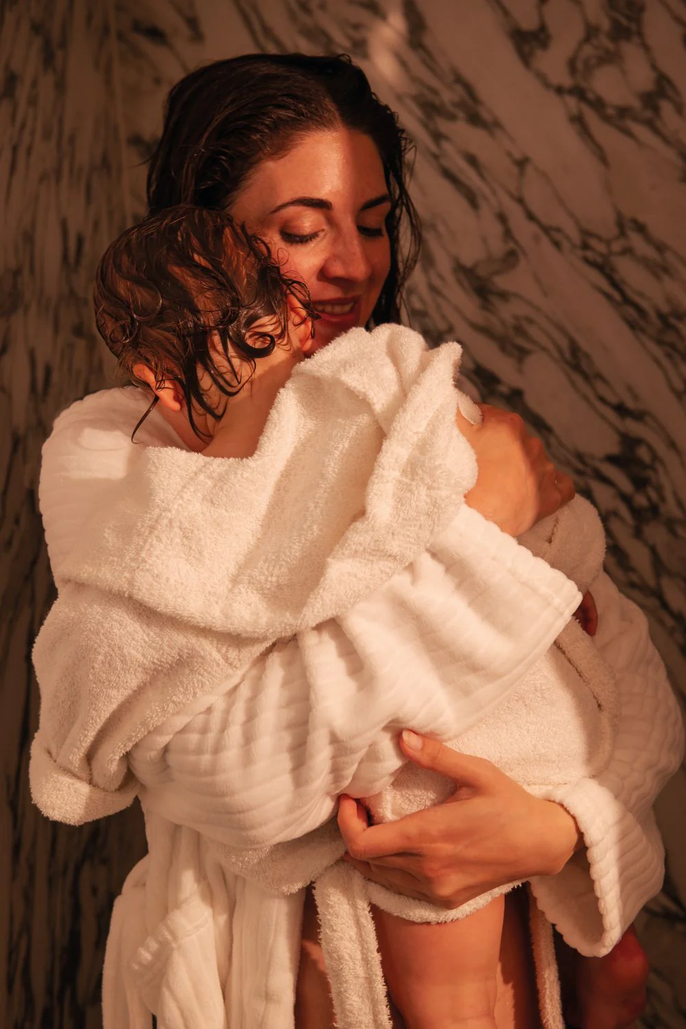 Calming Linen + Room Spray | Sandalwood + White Musk - Image 3